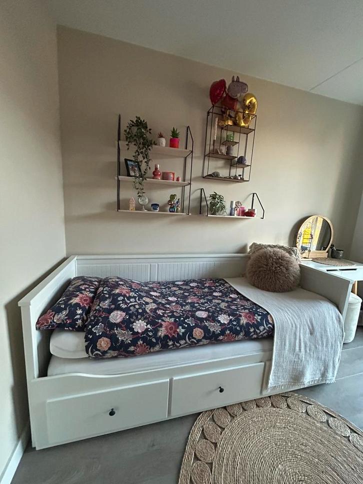 Heel gaaf Hemnes bed van IKEA, Kinderen en Baby's, Kinderkamer | Bedden, Zo goed als nieuw, 180 cm of meer, 85 tot 100 cm, Matras