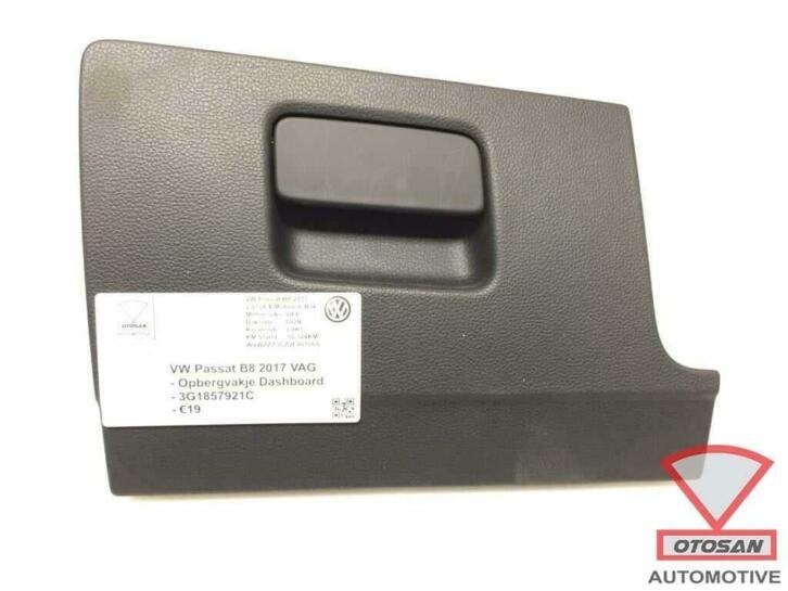 vw passat b8 2017 opbergvak opbergvakje dashboard 3g1857921c, Gebruikt, Volkswagen, Volkswagen AG, Berliner Ring 2
38440  Wolfsburg, DE