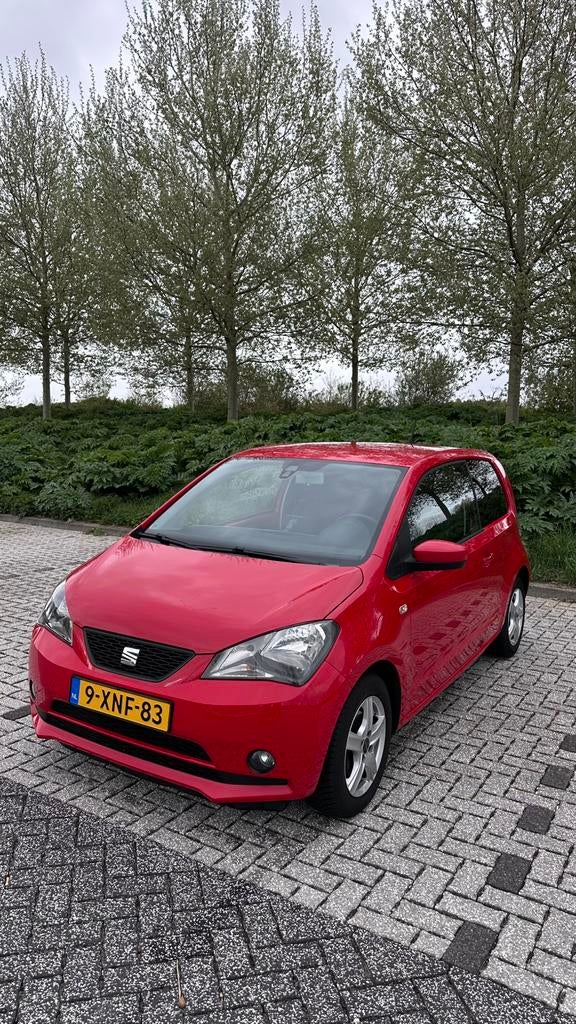 Seat Mii 1.0 2014 Rood, Auto's, Seat, Voorwielaandrijving, 840 kg, 4 stoelen, Mii