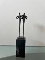 Bronzen sculptuur Corry Ammerlaan - Verbondenheid, Antiek en Kunst, Ophalen of Verzenden