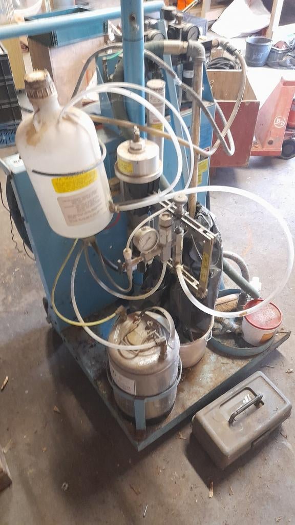 Polyester glasvezel spuitmachine, Ophalen, Gebruikt