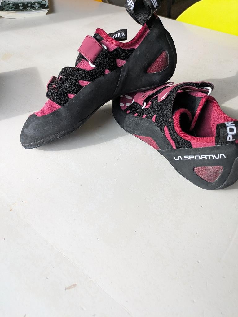 La Sportiva - Tarantula Klimschoenen 41.5, Ophalen of Verzenden, Zo goed als nieuw, Klimsportschoenen