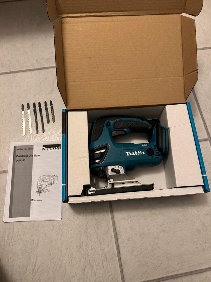 Makita decoupeerzaag, Doe-het-zelf en Verbouw, Gereedschap | Zaagmachines, Nieuw, Decoupeerzaag, Minder dan 600 watt, 30 tot 70 mm