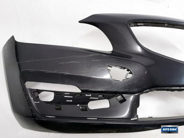 Bumpercover voor van een Volvo V60, Gebruikt, -, -, Ophalen of Verzenden
