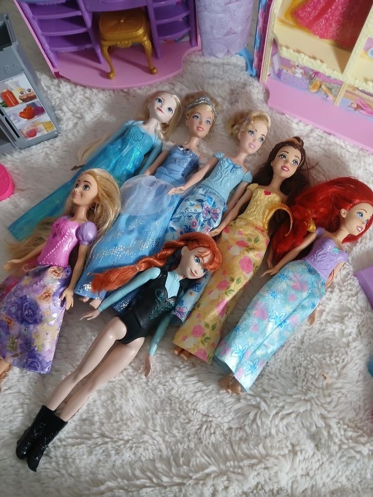 Barbie disney prinsessen kasteel, Kinderen en Baby's, Ophalen