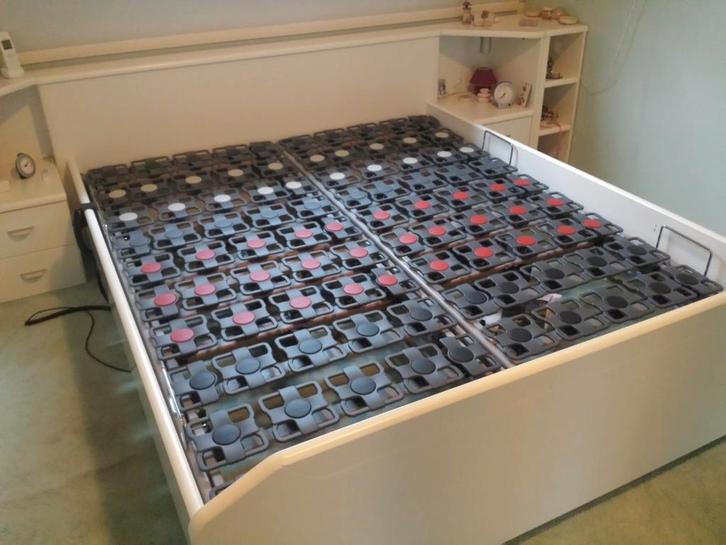 Tempur verstelbare roterende bodem, Huis en Inrichting, Slaapkamer | Bedden, Gebruikt, Tweepersoons, 160 cm, 200 cm, Overige materialen