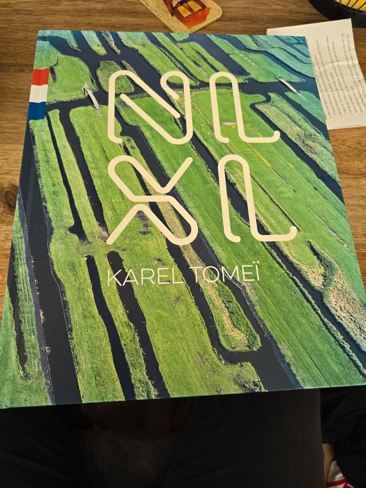 NLXL Karel Tomeï Fotoboek, Boeken, Kunst en Cultuur | Fotografie en Design, Zo goed als nieuw, Fotografie algemeen, Ophalen of Verzenden