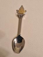 070 Verzamellepel met esdoornblad Canada, Antiek en Kunst, Antiek | Bestek, Ophalen of Verzenden