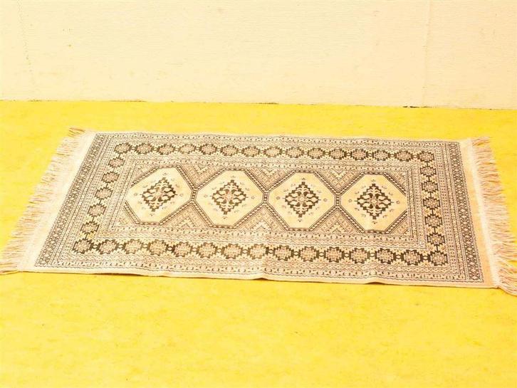 tafelkleedje 31902, Huis en Inrichting, Tafelkleden, Gebruikt, Rechthoek, Ophalen of Verzenden