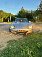 Mazda MX-5 1.8 uit 1999 | APK tot 04-2026 | Extra set velgen, Euro 2, Achterwielaandrijving, Zwart, 4 cilinders