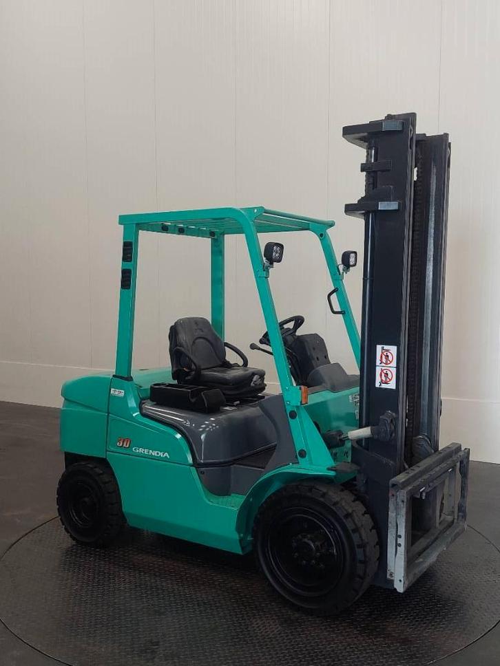 Mitsubishi FD30N Heftruck (bj 2018), Zakelijke goederen, Machines en Bouw | Heftrucks en Intern transport, Heftruck, Diesel