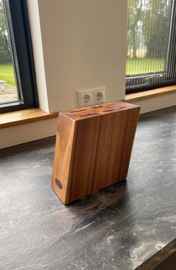 Houten messenblok Boretti - AH beschikbaar voor biedingen