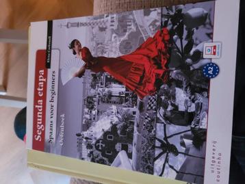 Secunda Etapa spaans lesboek beschikbaar voor biedingen
