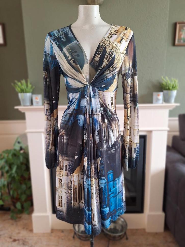 Etoile du Monde stad print jurkje 4 S / M 36 38 gratis v, Kleding | Dames, Jurken, Zo goed als nieuw, Maat 38/40 (M), Blauw, Knielengte