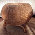 Rotan rattan pitriet bamboe  vintage poef kruk, Minder dan 50 cm, Gebruikt, Rond, Ophalen of Verzenden