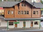 Modeltrein Ho station,  zeer fraai, Hobby en Vrije tijd, Modeltreinen | H0, Ophalen of Verzenden, Zo goed als nieuw, Gelijkstroom