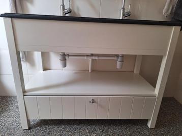 Badkamer meubel beschikbaar voor biedingen