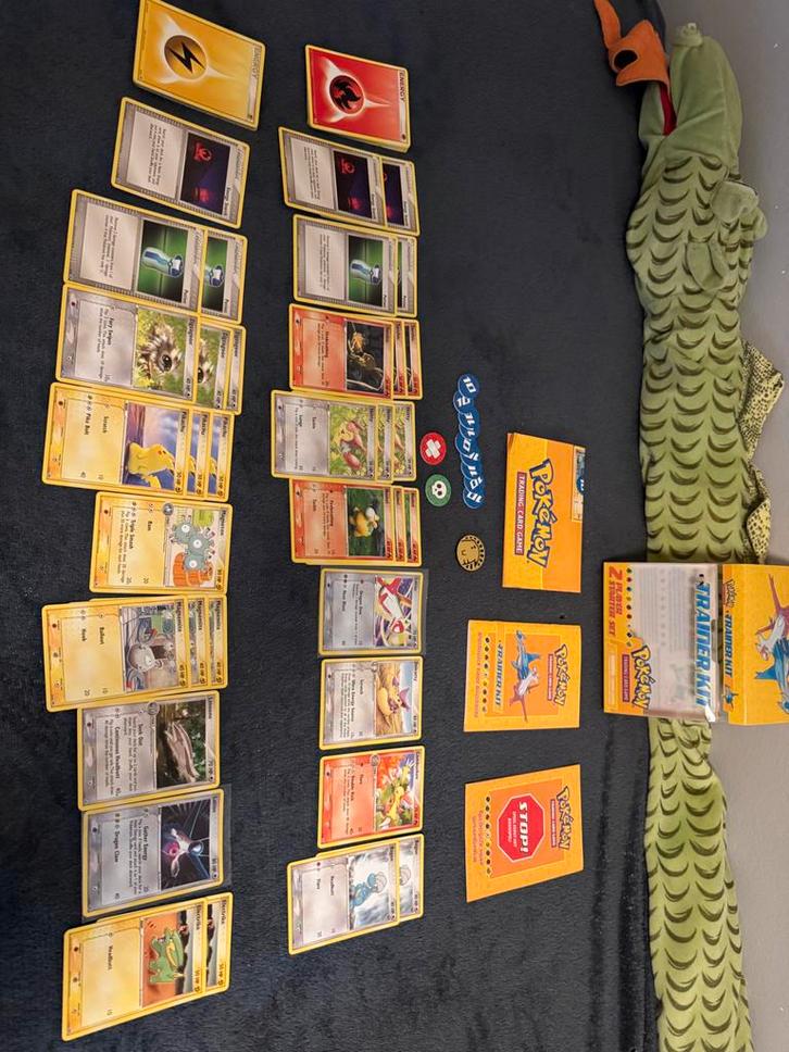 Pokemon EX Trainer Kit Latias & Latios - Geopend, Hobby en Vrije tijd, Verzamelkaartspellen | Pokémon, Zo goed als nieuw, Starterdeck