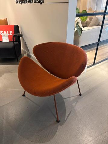 Artifort orange slice F437 beschikbaar voor biedingen