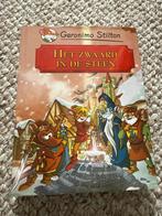 Geronimo Stilton - Het Zwaard in de Steen, Ophalen of Verzenden, Zo goed als nieuw