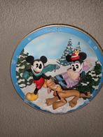 3D Plate Mickey en Minnie & Pluto 3, Verzamelen, Ophalen of Verzenden, Mickey Mouse, Zo goed als nieuw, Beeldje of Figuurtje