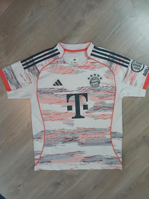 Bayern munchen shirt, Sport en Fitness, Voetbal, Nieuw, Shirt, Maat M, Ophalen of Verzenden