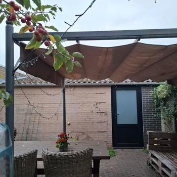 Pergola met schuifbaar zonnedoek 3x3m beschikbaar voor biedingen