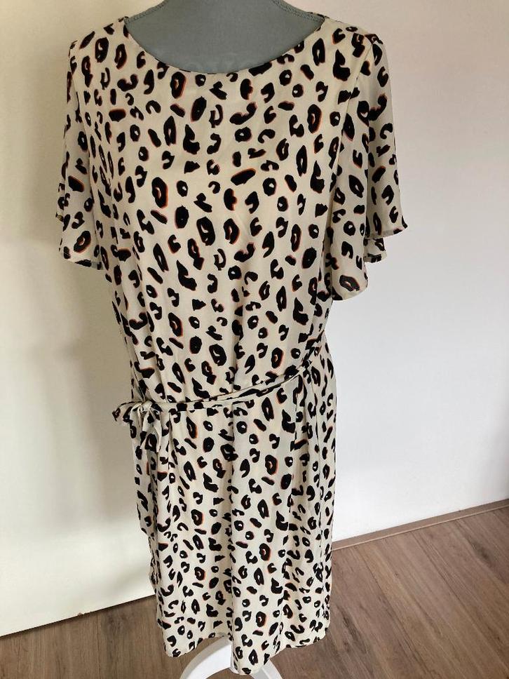 Zomers jurkje - HEMA, Kleding | Dames, Jurken, Gedragen, Maat 42/44 (L), Overige kleuren, Onder de knie, Ophalen of Verzenden