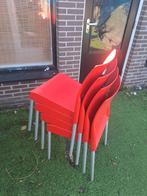 Set van 4 rode kunststof stoelen met aluminium onderstel, Huis en Inrichting, Stoelen, Ophalen, Gebruikt, Vier, Modern