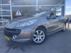 Peugeot 207 CC 1.6 VTi /Cruise/Clima/Trekhaak/APK 04-2025/, Auto's, Peugeot, Origineel Nederlands, Te koop, Zilver of Grijs, Benzine