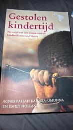 Agnes Fallah Kamara - Umunna - Gestolen kindertijd liberia, Ophalen of Verzenden, Zo goed als nieuw, Agnes Fallah Kamara - Umunna; Emily Holland