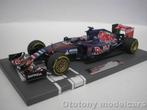 Scuderia Toro Rosso Renault SRT10 2015 Max 1/18 Minichamps, Ophalen of Verzenden, Nieuw, Auto, MiniChamps