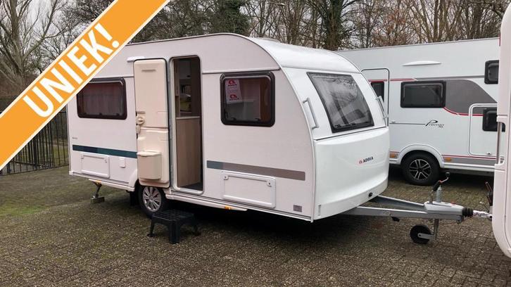 Adria Aviva 442 PY 3270 euro korting, Caravans en Kamperen, Caravans, tot en met 3, 750 - 1000 kg, Overige, Adria, Dwarsbed, Overige typen