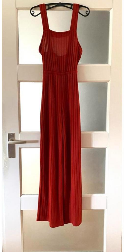 Mooie Bershka jumpsuit - maat M, Kleding | Dames, Jumpsuits, Maat 38/40 (M), Bruin, Zo goed als nieuw, Bershka