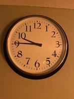 Mooie Analoge Wandklok, Ophalen of Verzenden, Zo goed als nieuw, Analoog, Wandklok