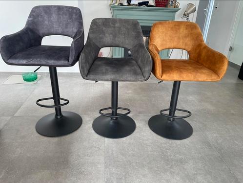 3 stoelen voor een bar of kookeiland., Huis en Inrichting, Barkrukken, Zo goed als nieuw, 60 tot 90 cm, Ophalen