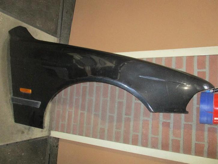 Spatbord Rechts Voor BMW 5 serie Touring (E39) 1999, Auto-onderdelen, Carrosserie en Plaatwerk, BMW, Gebruikt