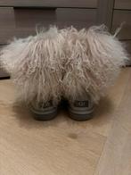 Uggs maat 39, Ophalen, Zo goed als nieuw, Grijs