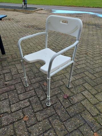 Douchestoel douche stoel beschikbaar voor biedingen