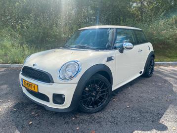 Mini 1.4 16V ONE 2010 Wit beschikbaar voor biedingen