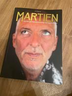 Gesigneerd boek Martien, Boeken, Biografieën, Ophalen of Verzenden, Zo goed als nieuw