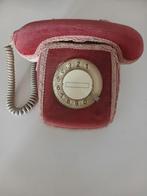 PTT T65 Telefoon met Verboden Rode Hoes, Ophalen of Verzenden, Gebruikt, Met draaischijf