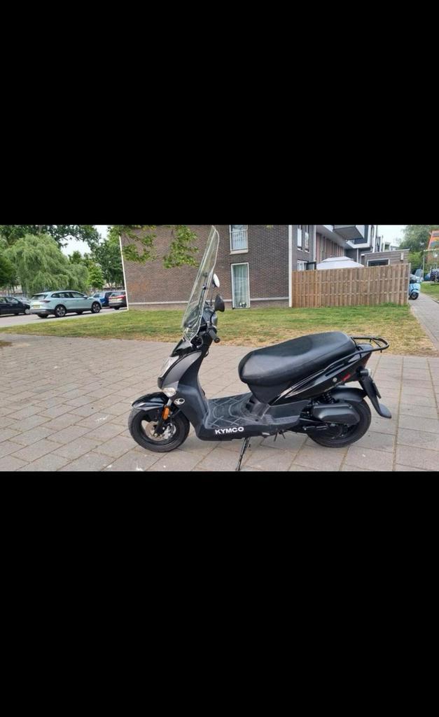 Kymco agility 50 (prijs kan onderhandeld worden), Fietsen en Brommers, Snorfietsen en Snorscooters, Zo goed als nieuw, Kymco, Benzine