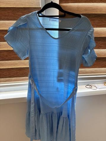 Dames kleding beschikbaar voor biedingen