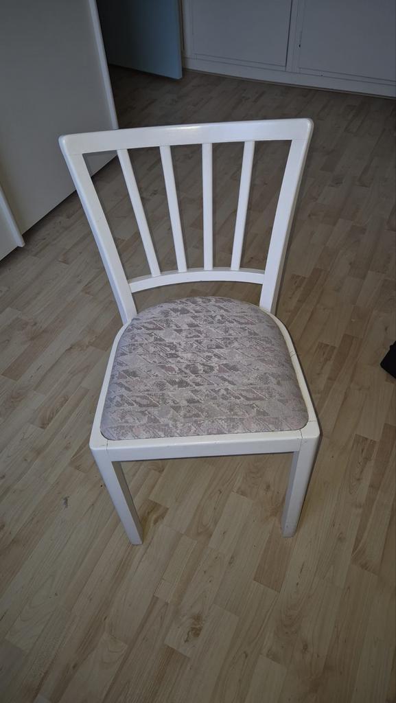 Witte stoel met losse zitting, Huis en Inrichting, Stoelen, Gebruikt, Eén, Hout, Wit, Ophalen