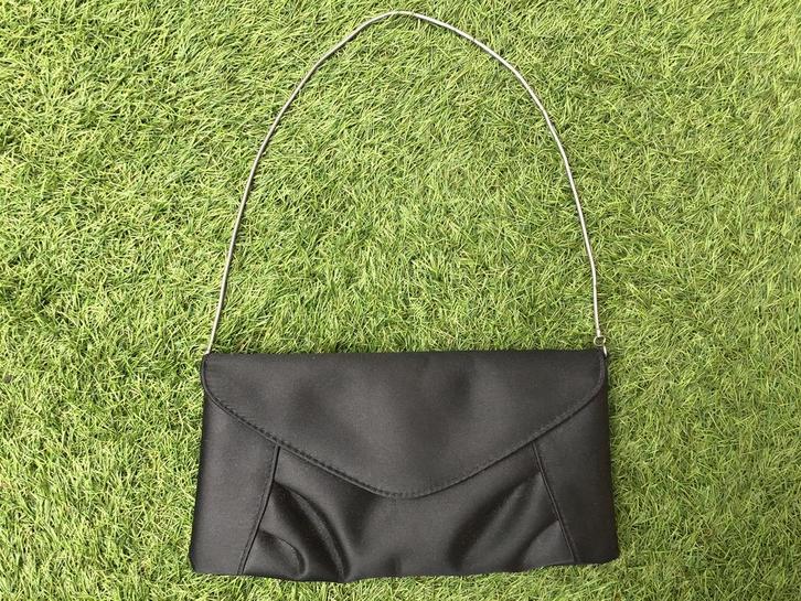 Avondtasje glanzend zwart enveloppe tasje clutch, Sieraden, Tassen en Uiterlijk, Tassen | Damestassen, Zo goed als nieuw, Avondtasje
