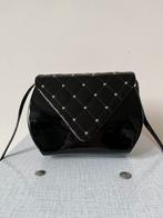 Zwart lakleren tasje met stiksels en studs, 18x14x5cm. 80s, Verzenden, Gebruikt, Zwart, Leer