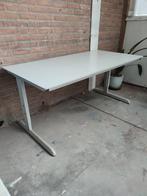 Degelijk Bureau (in hoogte verstelbaar), Ophalen, In hoogte verstelbaar, Zo goed als nieuw