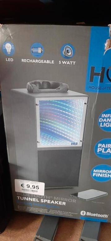 Bluetooth  speaker met licht  beschikbaar voor biedingen