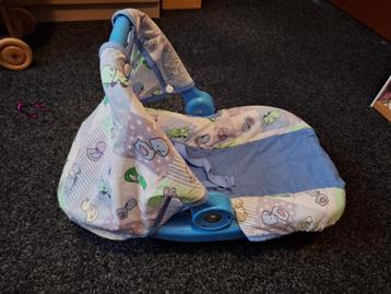 Poppenmaxicosi maxi cosi autostoel draagstoel pop beschikbaar voor biedingen